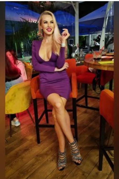 Проститутка София, Питера у метро Чкаловская