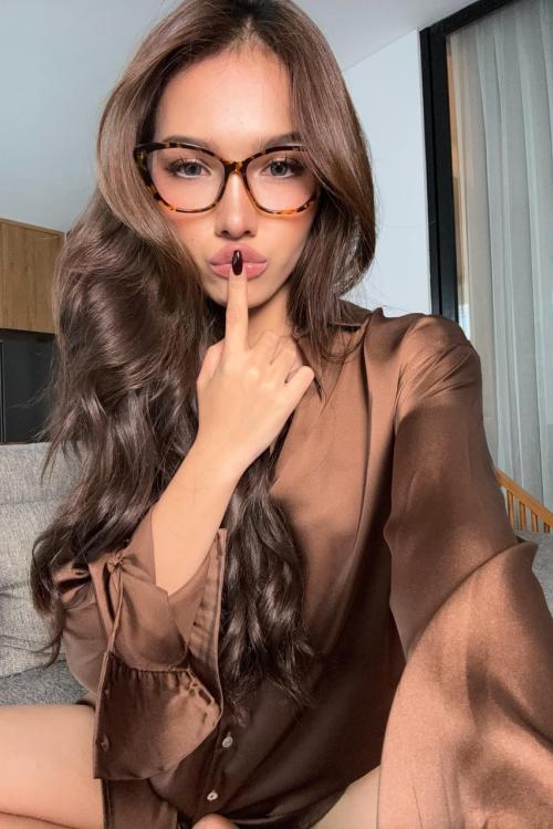 Проститутка Катюша, в Питере у метро Владимирская