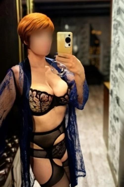 Проститутка Тома, в Питере у метро Звёздная