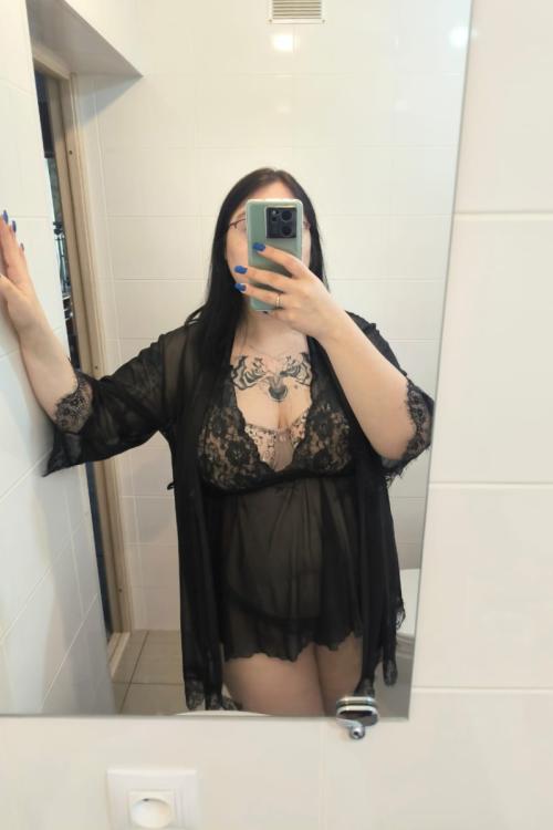 Проститутка Ульяна Инди, Питера у метро Звёздная