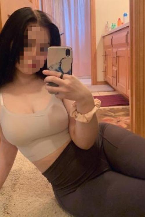 Проститутка Алина, в Питере у метро Ломоносовская