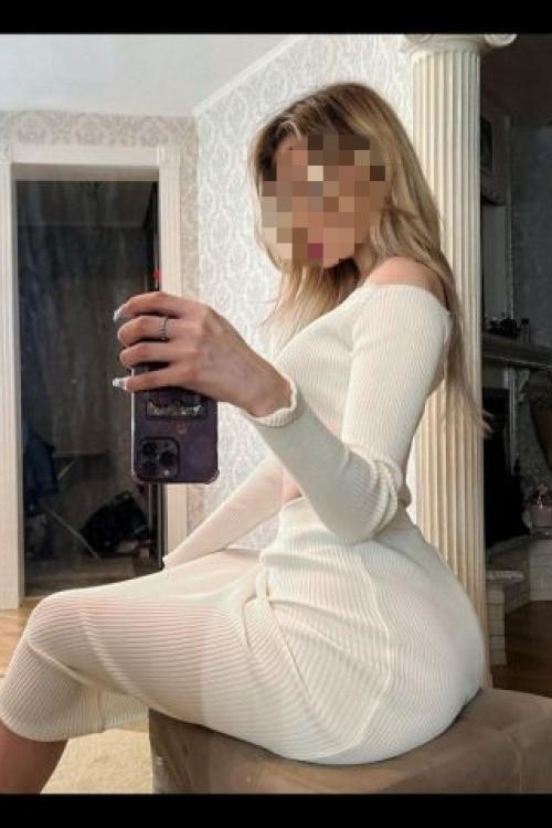 Проститутка Ира Инди, Питера у метро Новочеркасская