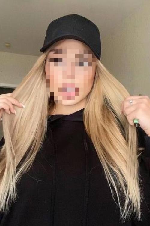 Проститутка Таня Инди, Питера у метро Проспект Большевиков