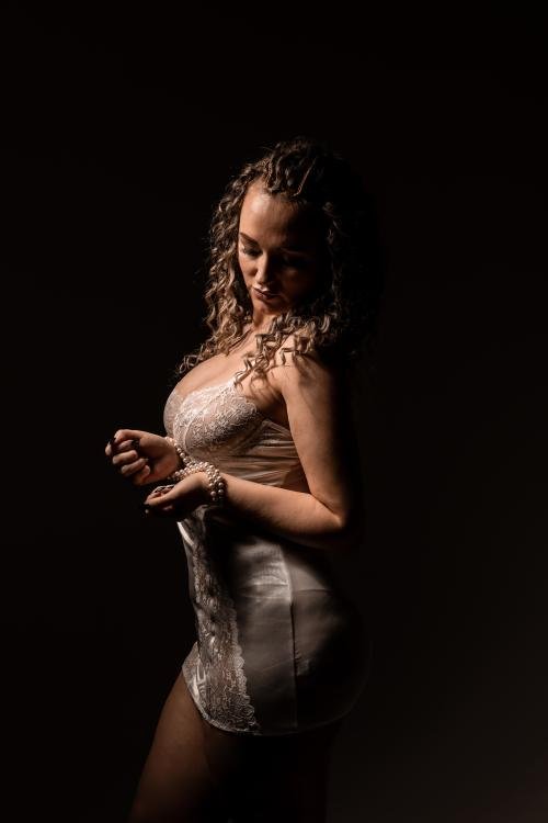 Проститутка Кристина, в Питере у метро Парнас Проститутка Кристина, в Питере у метро Парнас