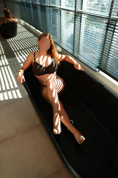 Проститутка Алена, СПб у метро Достоевская Проститутка Алена, СПб у метро Достоевская