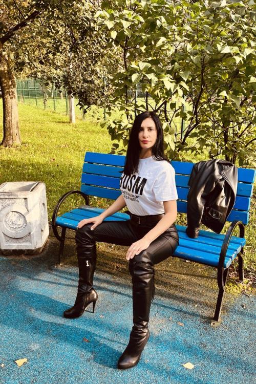 Проститутка Леди Кристина, СПб у метро Крестовский остров