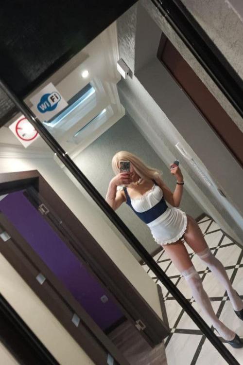 Проститутка Ева, Питера у метро Политехническая