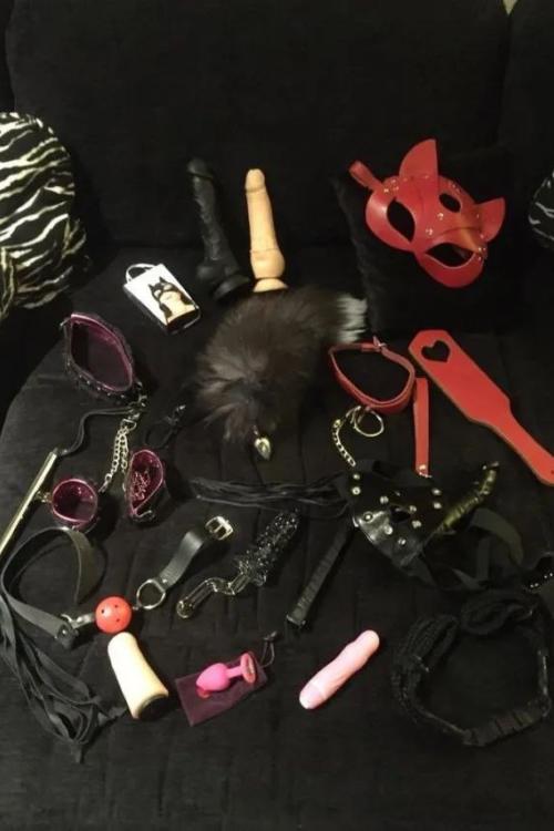 Проститутка Строгая Оля, Питера у метро Гражданский проспект