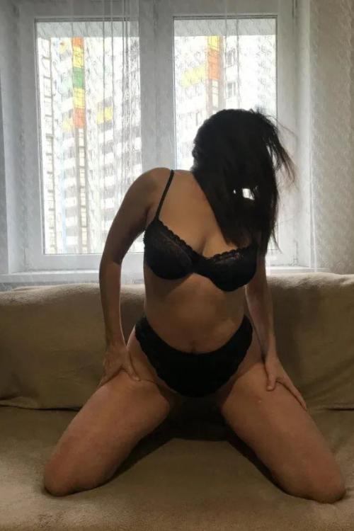 Проститутка Арина , СПб у метро Гражданский проспект Проститутка Арина , СПб у метро Гражданский проспект