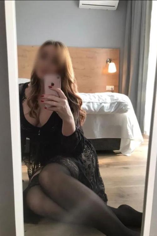 Проститутка Ева Инди, Питера у метро Политехническая