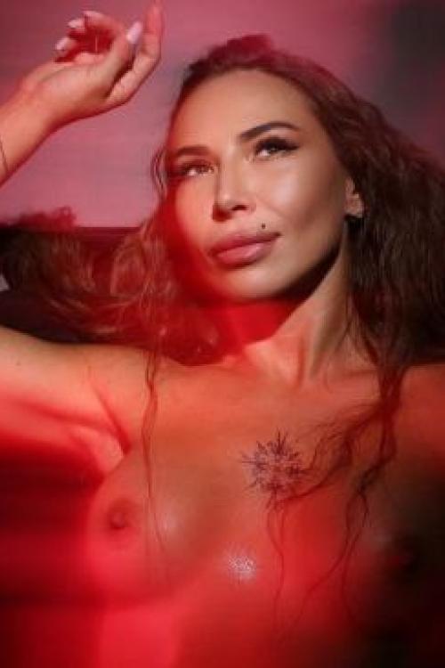 Проститутка Даша Инди, в Питере у метро Академическая