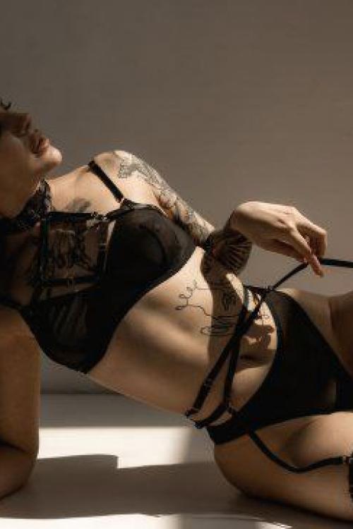 Проститутка Марина Жду в Гости, Питера у метро Проспект Просвещения