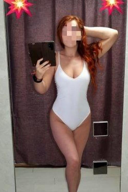 Проститутка Алина Одна жду в гости, Питера у метро Удельная