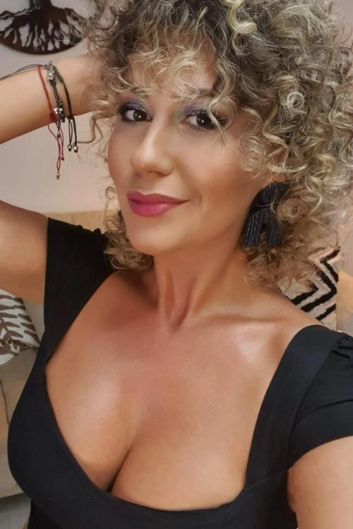 Проститутка Виктория, Питера у метро Удельная