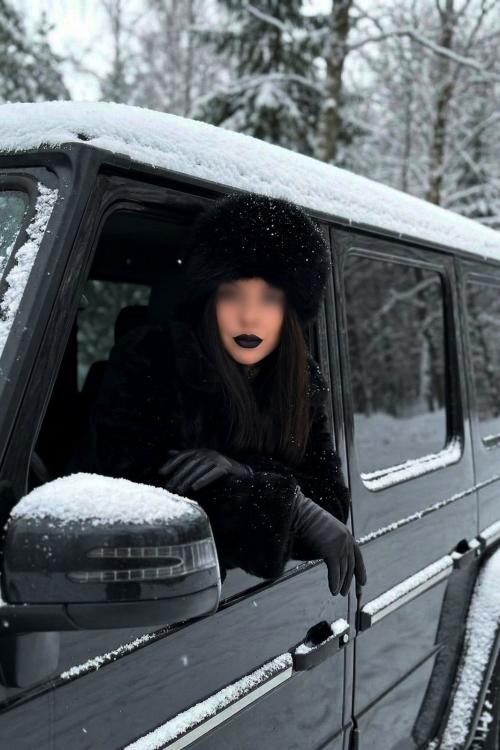 Проститутка Куколд-Копро-Домина, Питера у метро Московская