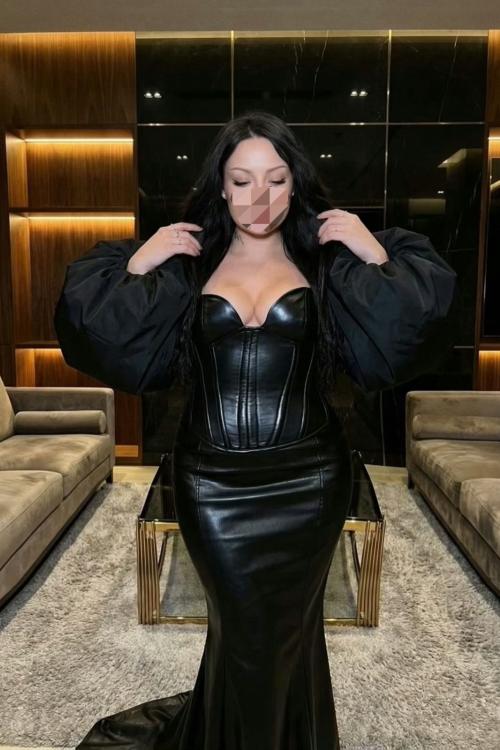 Проститутка Куколд-Копро-Домина, Питера у метро Московская