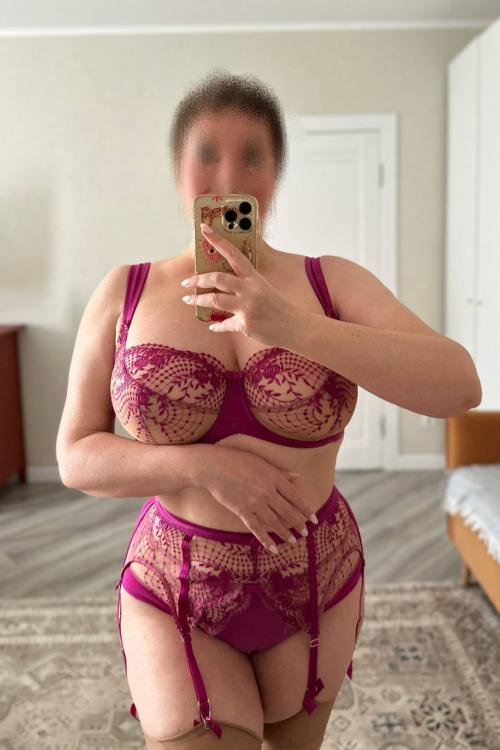 Проститутка Вера , в Питере у метро Комендантский проспект Проститутка Вера , в Питере у метро Комендантский проспект