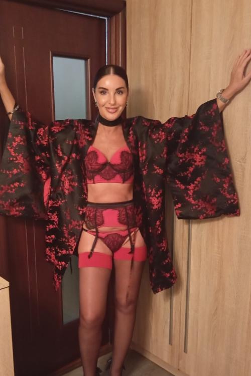 Проститутка Ангелина, Питера у метро Старая Деревня Проститутка Ангелина, Питера у метро Старая Деревня