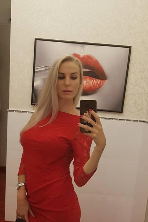 Проститутка София, Питера у метро Чкаловская