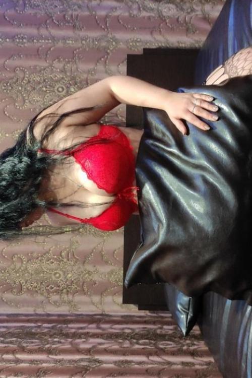 Проститутка Люда Инди, Питера у метро Гражданский проспект