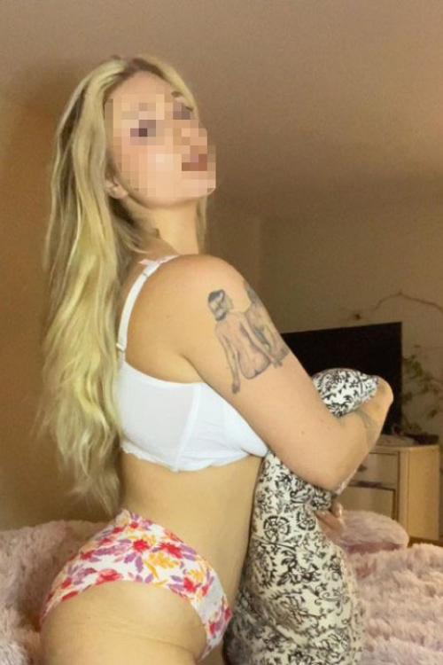 Проститутка Лена, Питера у метро Гражданский проспект