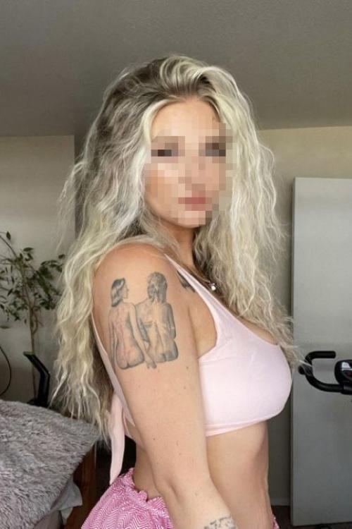 Проститутка Лена, Питера у метро Гражданский проспект