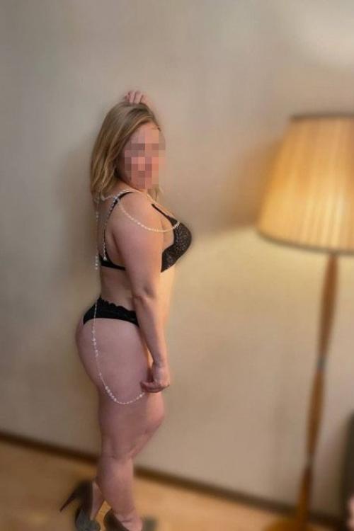 Проститутка Настя, Питера у метро Проспект Ветеранов