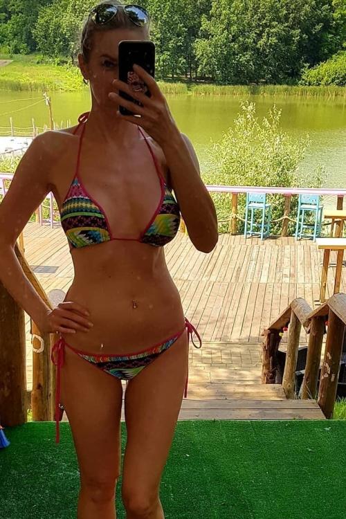 Проститутка Соня, в Питере у метро Петроградская