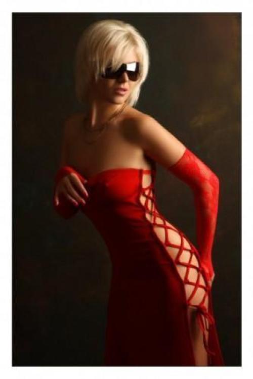 Проститутка Кристина, Питера у метро Елизаровская