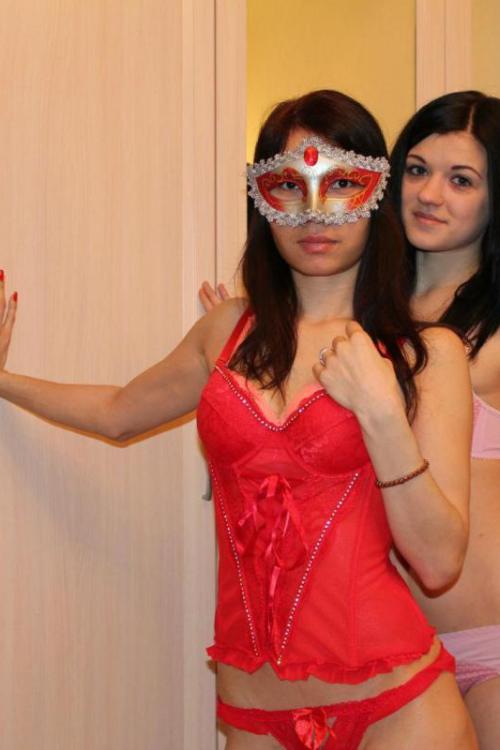 Проститутка Лиза и Алекса, Питера у метро Василеостровская