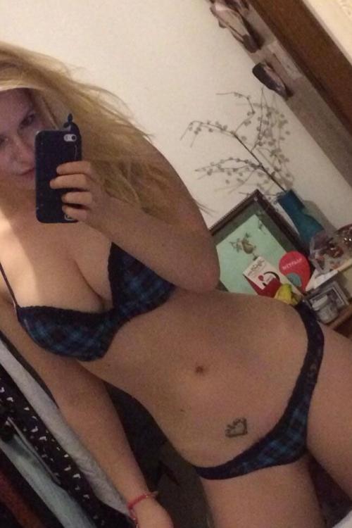 Проститутка Анастасия , Питера у метро Ленинский проспект