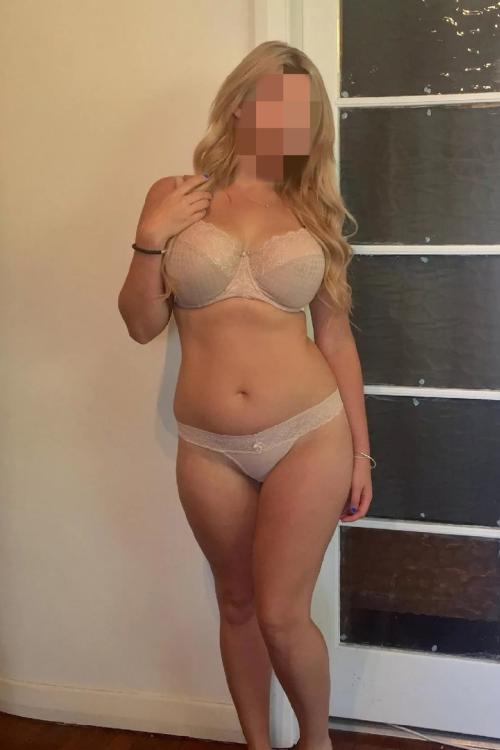 Проститутка Женечка, Питера у метро Улица Дыбенко