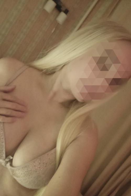 Проститутка Катя, Питера у метро Комендантский проспект Проститутка Катя, Питера у метро Комендантский проспект