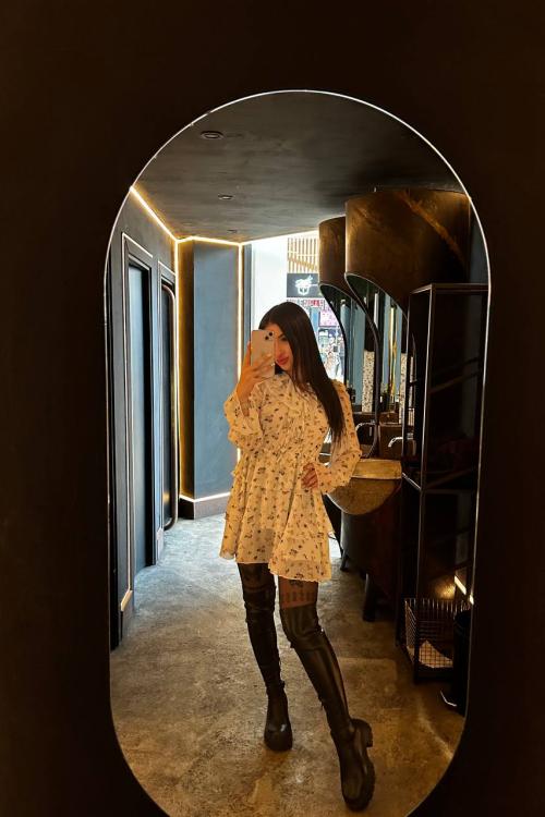 Проститутка Карина, Питера у метро Кировский завод