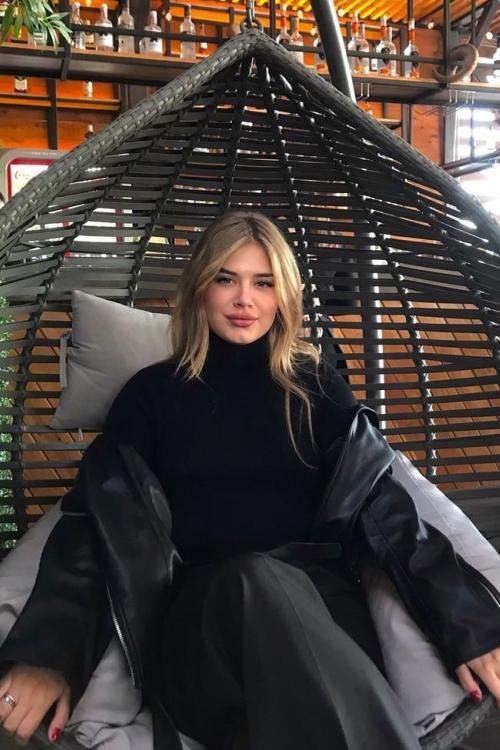 Проститутка Дина , в Питере у метро Лесная