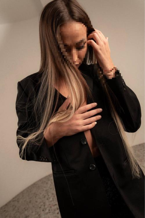 Проститутка Яна , Питера у метро Проспект Просвещения