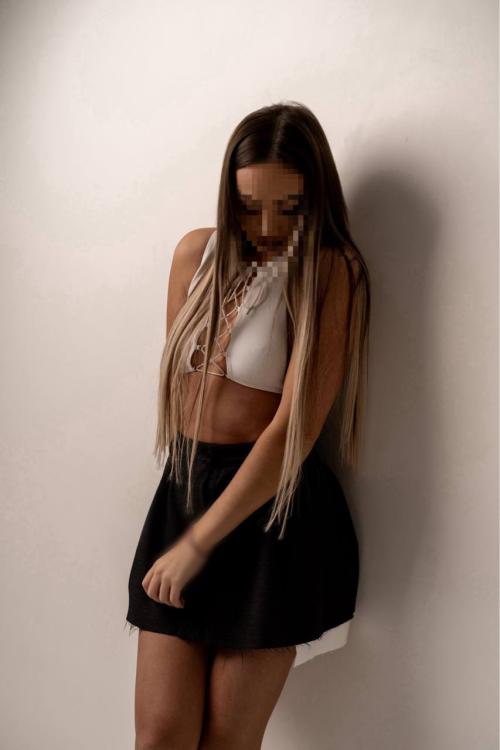 Проститутка Яна , Питера у метро Проспект Просвещения