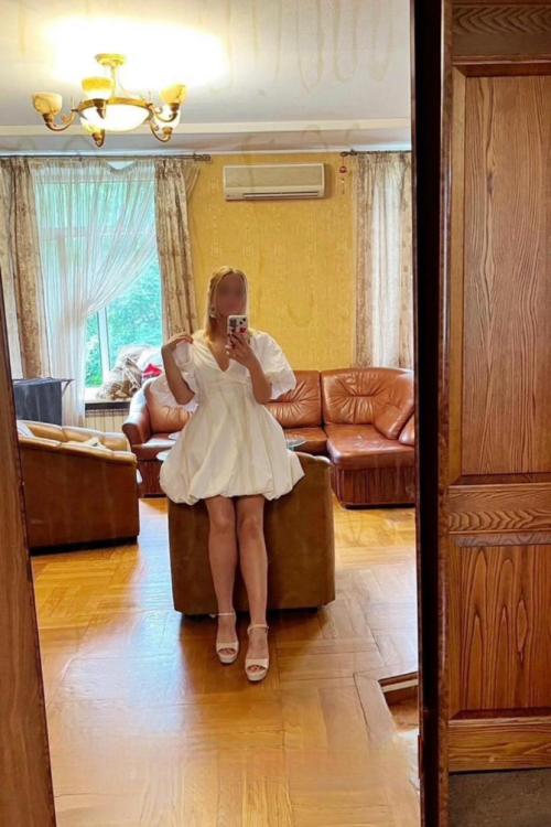 Проститутка Мия, в Питере у метро Комендантский проспект