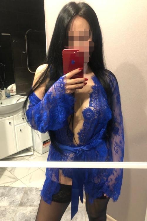 Проститутка Милана, СПб у метро Маяковская