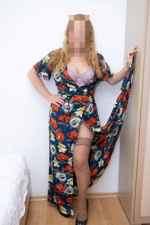 Проститутка Ульяна, в Питере у метро Девяткино