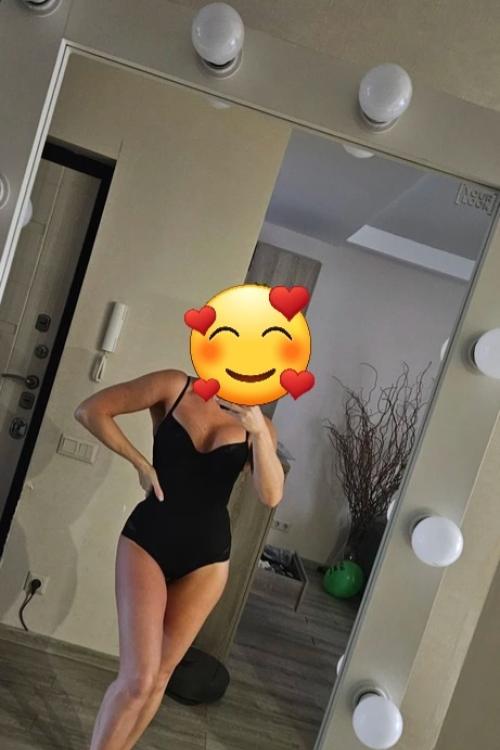 Проститутка Анюта, Питера у метро Проспект Большевиков