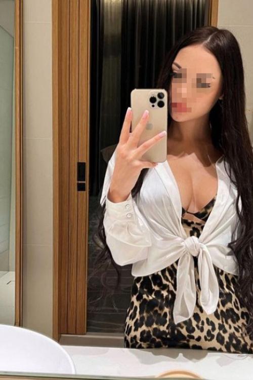 Проститутка Аделина Инди, СПб у метро Дунайская