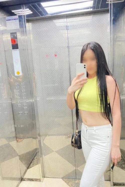 Проститутка Рая Инди, Питера у метро Ломоносовская