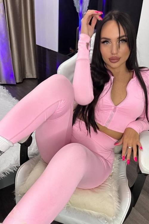 Проститутка Инга, Питера у метро Комендантский проспект