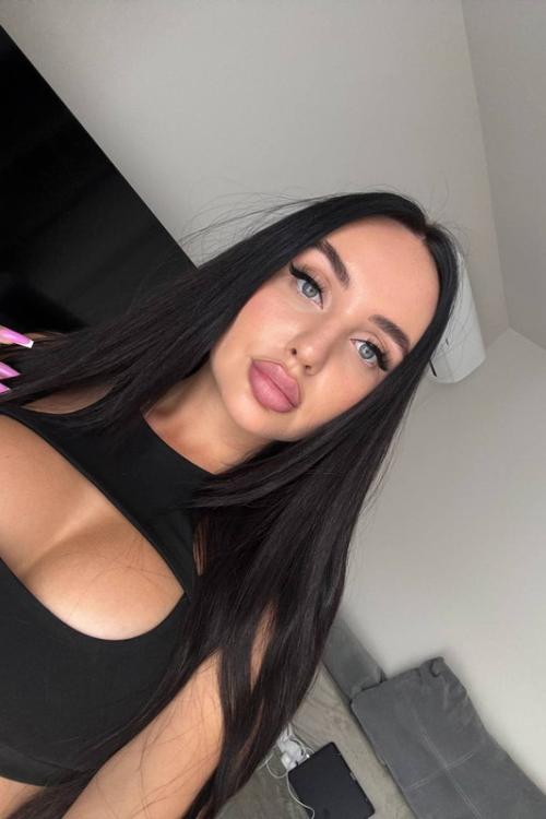 Проститутка Инга, Питера у метро Комендантский проспект