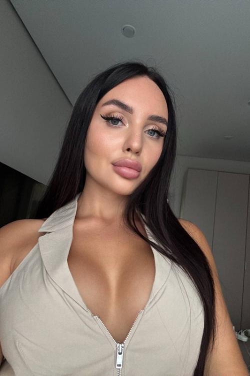 Проститутка Инга, Питера у метро Комендантский проспект