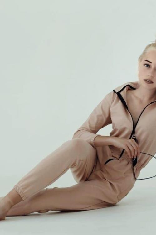 Проститутка Злата, Питера у метро Звёздная