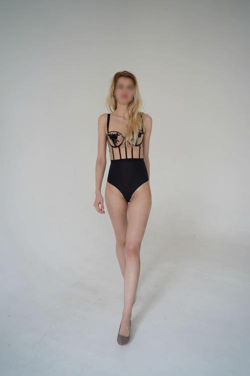 Проститутка Женя, в Питере у метро Чкаловская