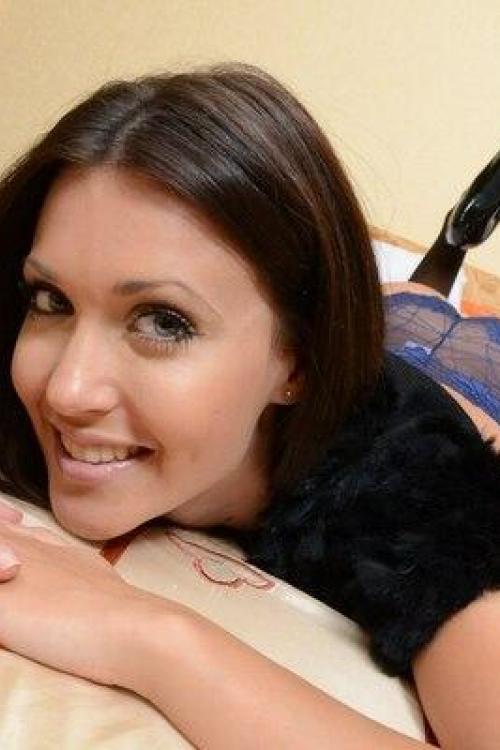 Проститутка Динара, Питера у метро Гостиный двор