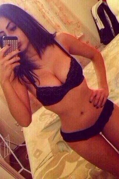 Проститутка Карина МБР, Питера у метро Невский проспект